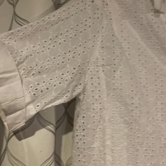 Sara Morgan white eyelet collared button down with built in layered tank XL - Picture 3 of 9